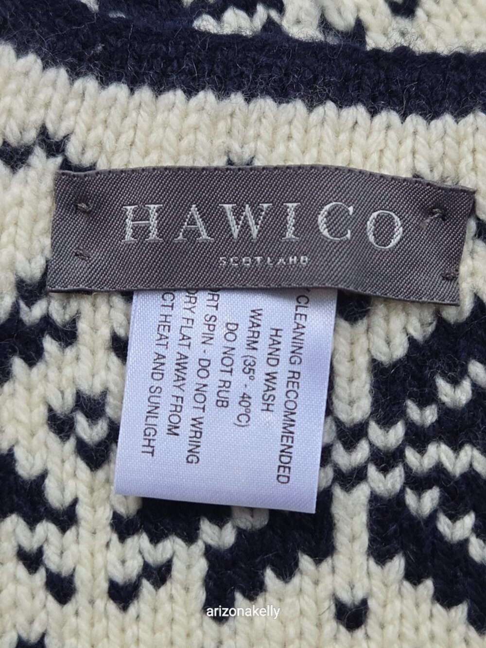Hawico Wool/Cashmere Thick Knit Scarf Hearts & Snowflakes Luxury Scotland - Picture 3 of 16